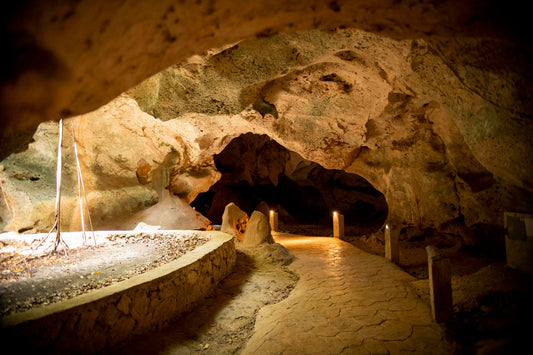.Green Grotto Caves